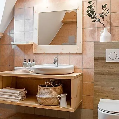 Hotel apartamentowy Dom Wysoki Bukowina Tatrzańska