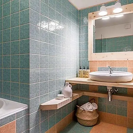 Hotel apartamentowy Dom Wysoki 4*